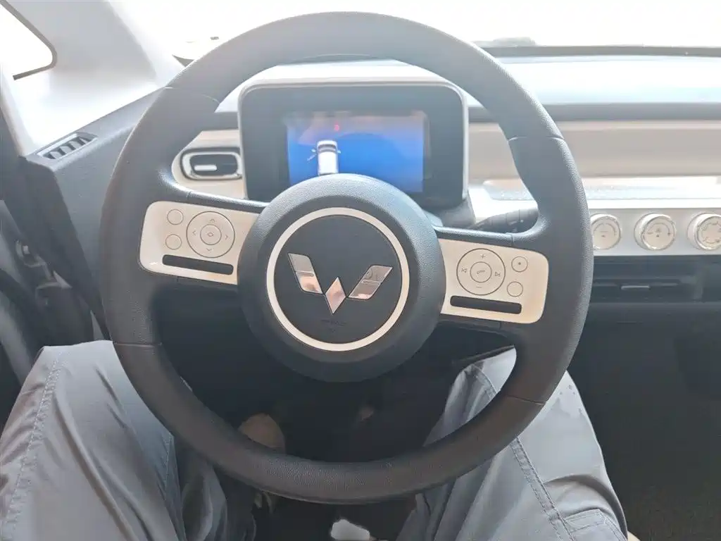 Wuling Air ev 2023 мест- Standard