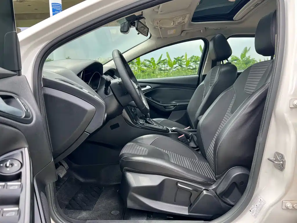Ford Focus — миниатюра 4