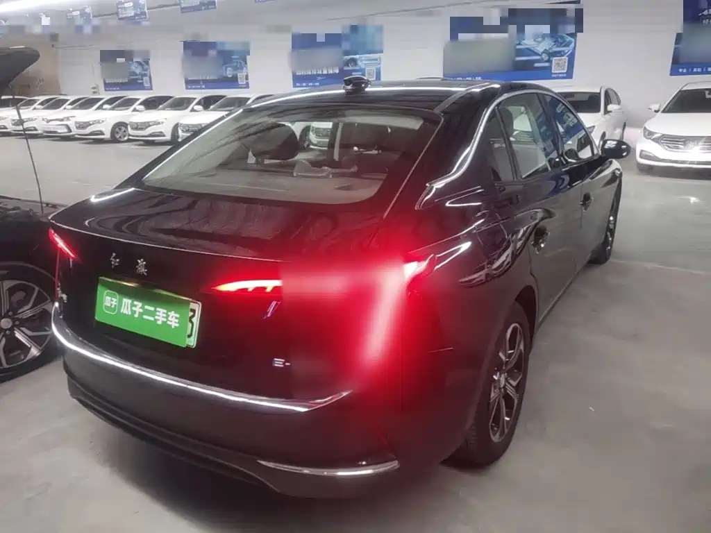 Hongqi Hongqi E-QM5 — миниатюра 7