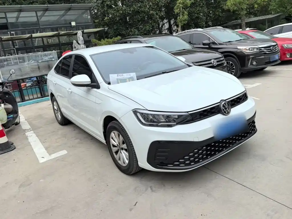 Volkswagen Lavida — миниатюра 4