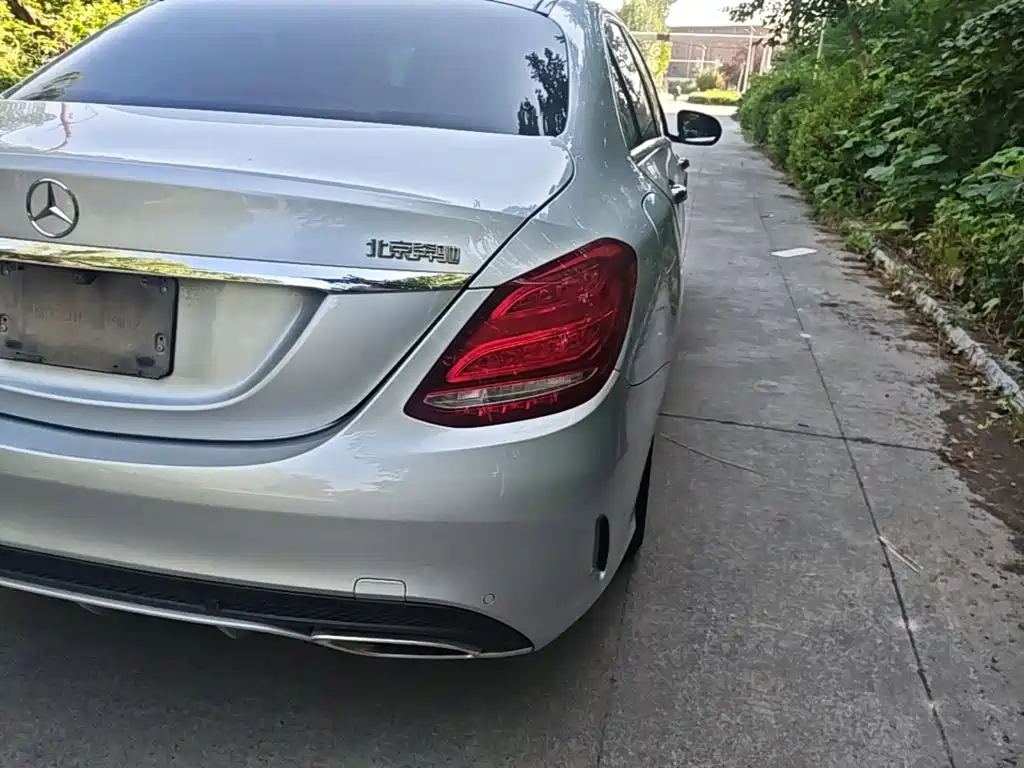 Mercedes-Benz C-Class — миниатюра 8