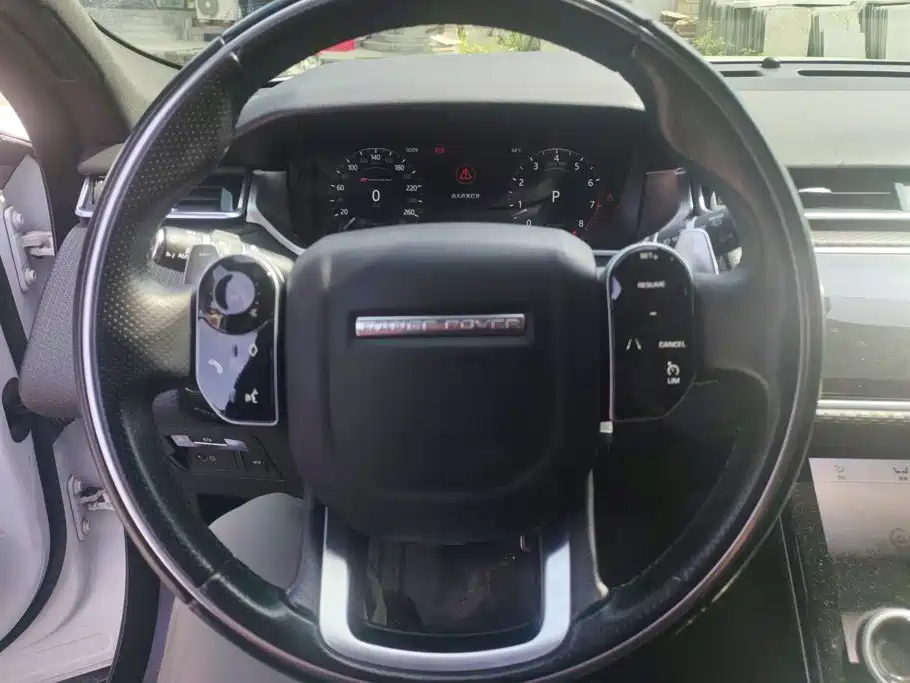 Land Rover Velar — миниатюра 15