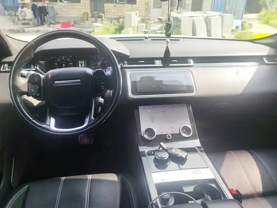 Land Rover Velar — миниатюра 12