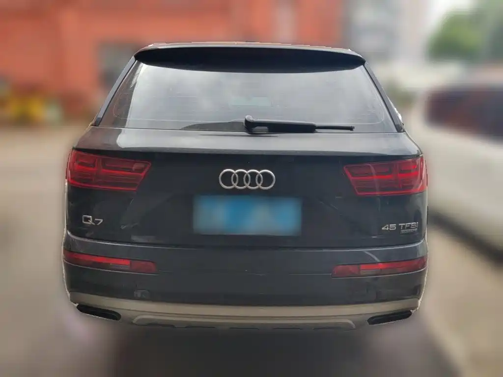 Audi Q7 — миниатюра 3
