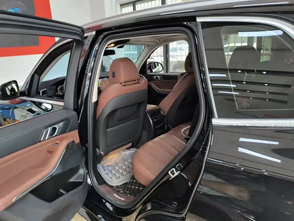 BMW X5 (Import) — миниатюра 6