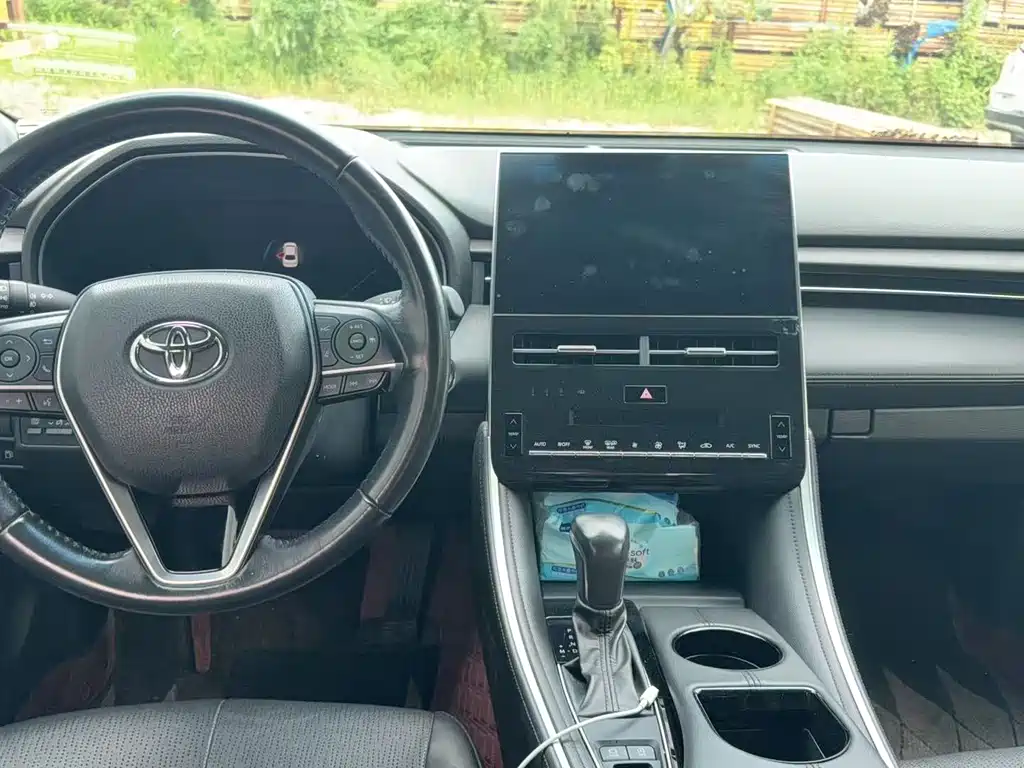 Toyota Avalon — миниатюра 3