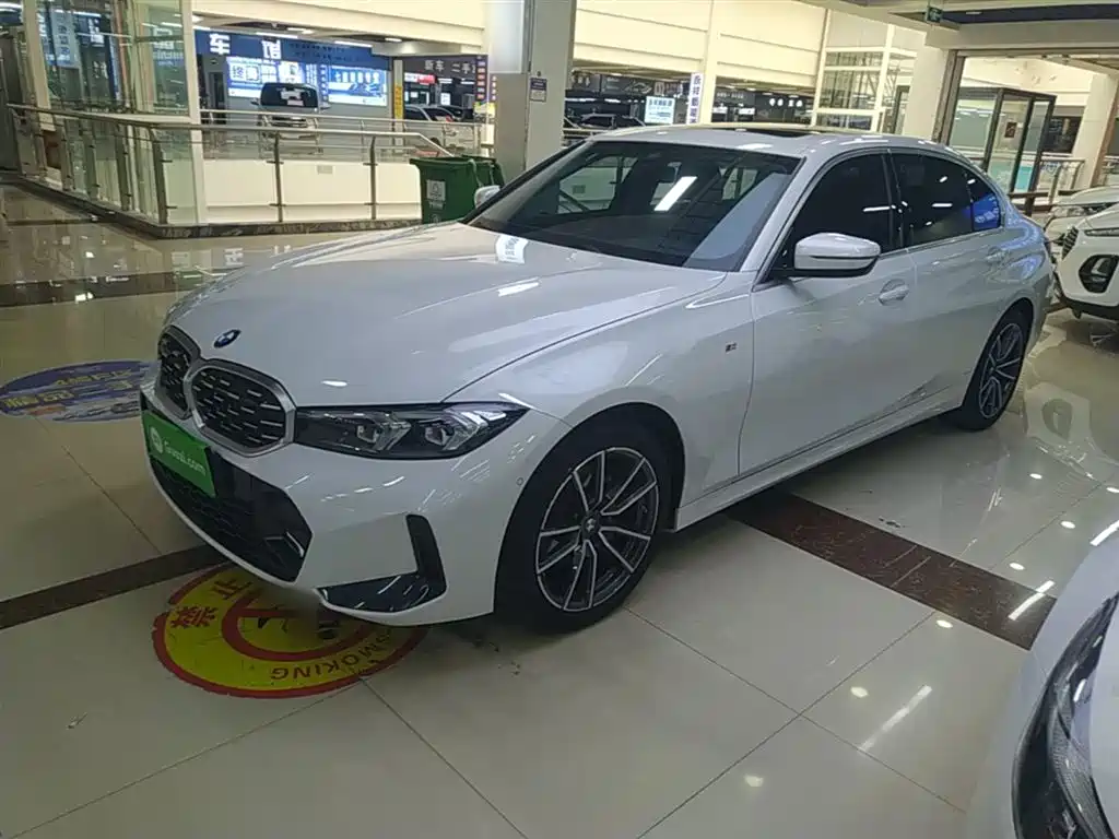 BMW 3 Series 2024