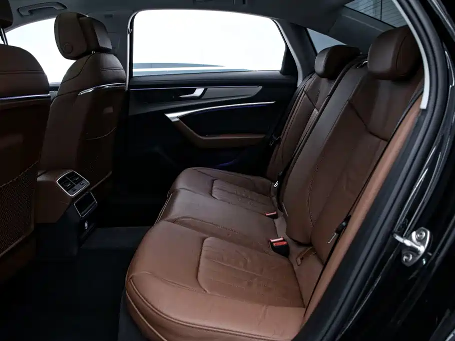 Audi A6L — миниатюра 15