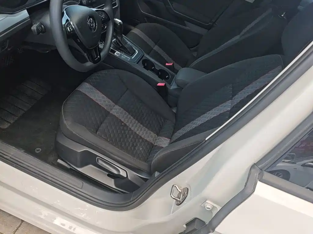Volkswagen Lamando — миниатюра 15