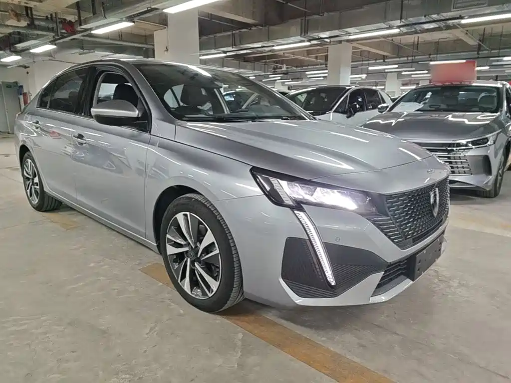 Peugeot 408 — миниатюра 4