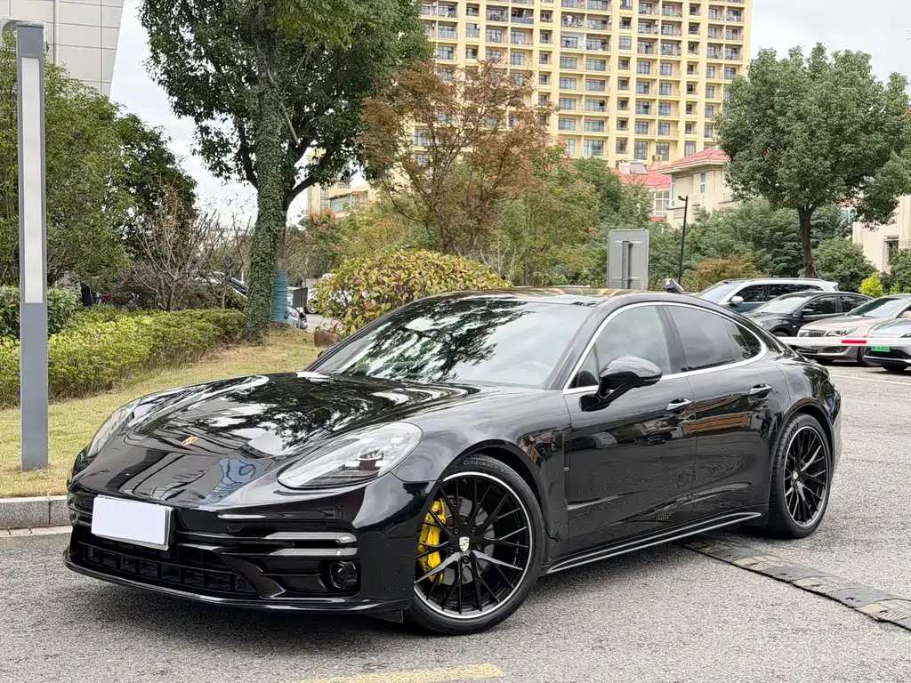 Купить Porsche Panamera