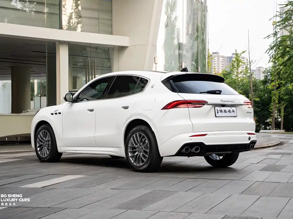 Maserati Grecale — миниатюра 5