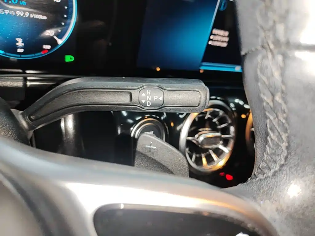 Mercedes-Benz GLA — миниатюра 14