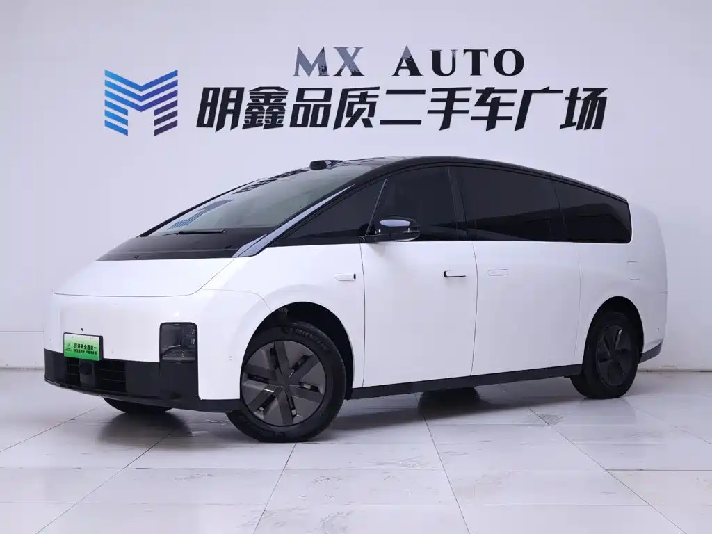 Li Auto Li MEGA — миниатюра 2
