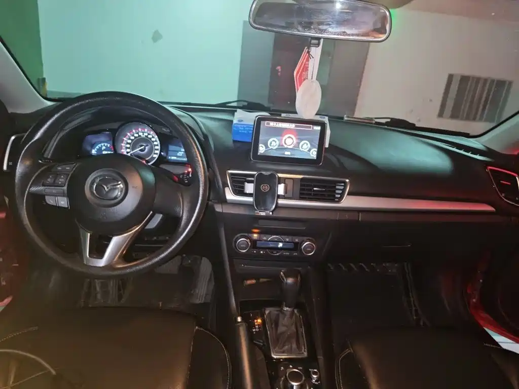 Mazda 3 Axela — миниатюра 13