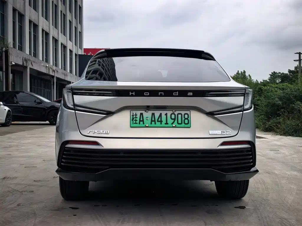 Honda e:NP2 — миниатюра 8