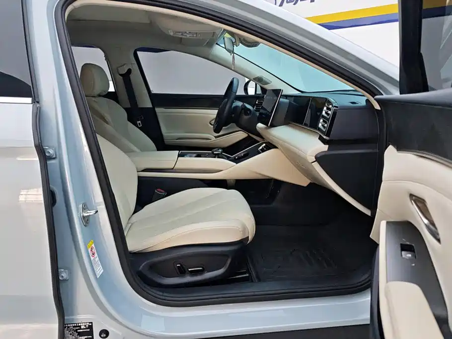 BYD Qin L — миниатюра 8