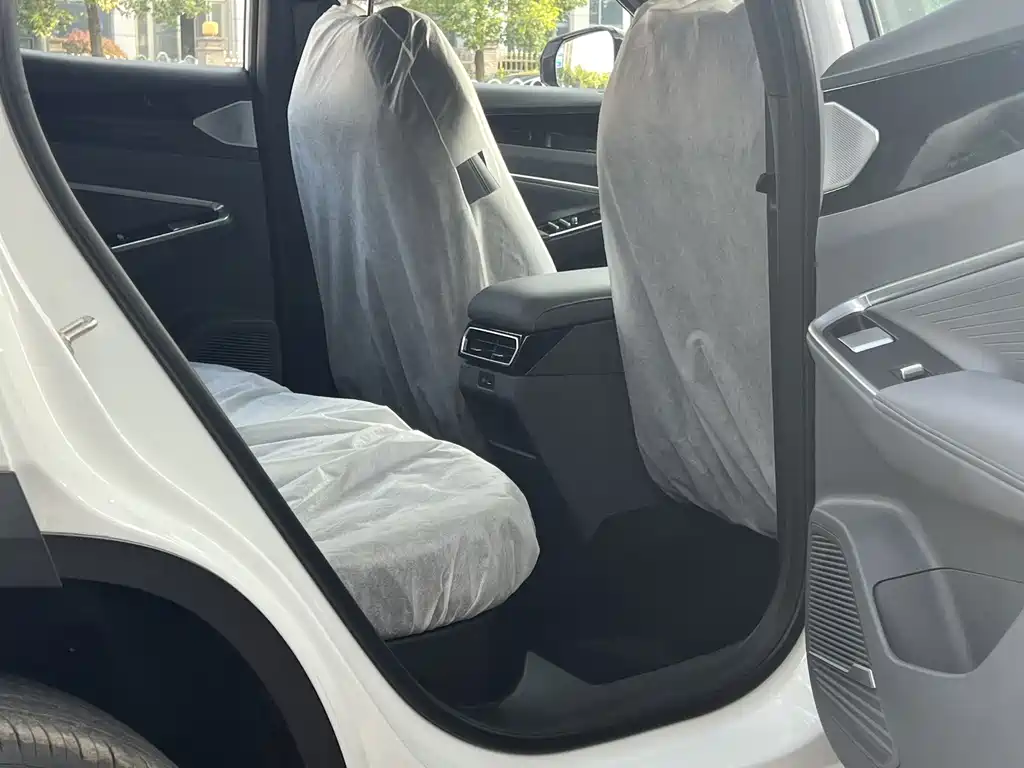 Geely Boyue — миниатюра 11
