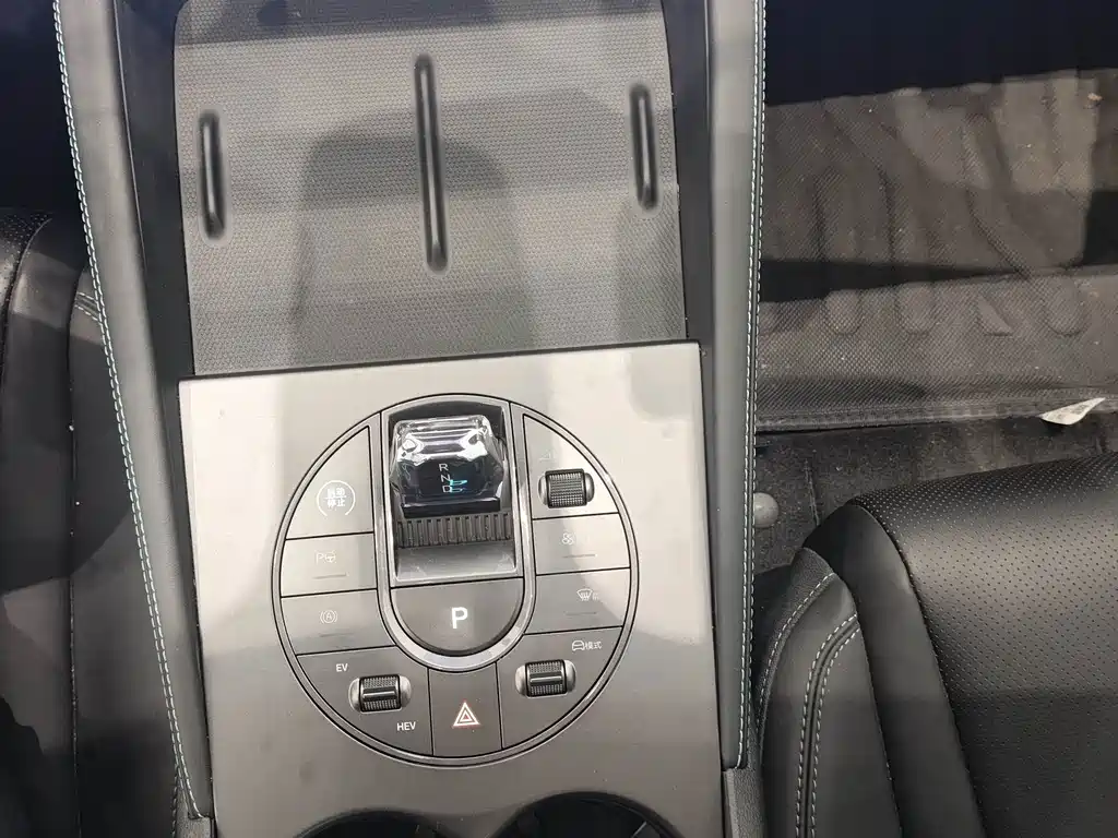 BYD Seal 06 — миниатюра 13