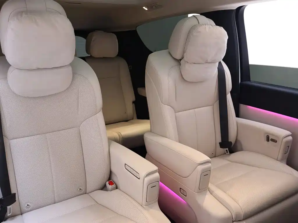 Li Auto Li MEGA — миниатюра 22