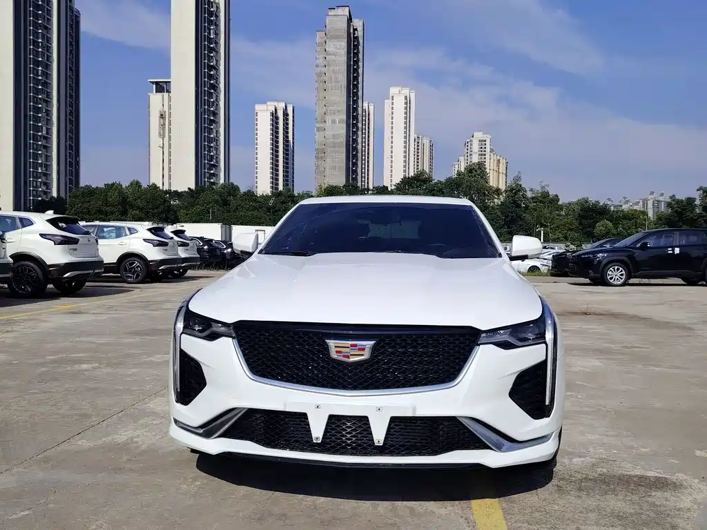 Cadillac CT4 — миниатюра 2