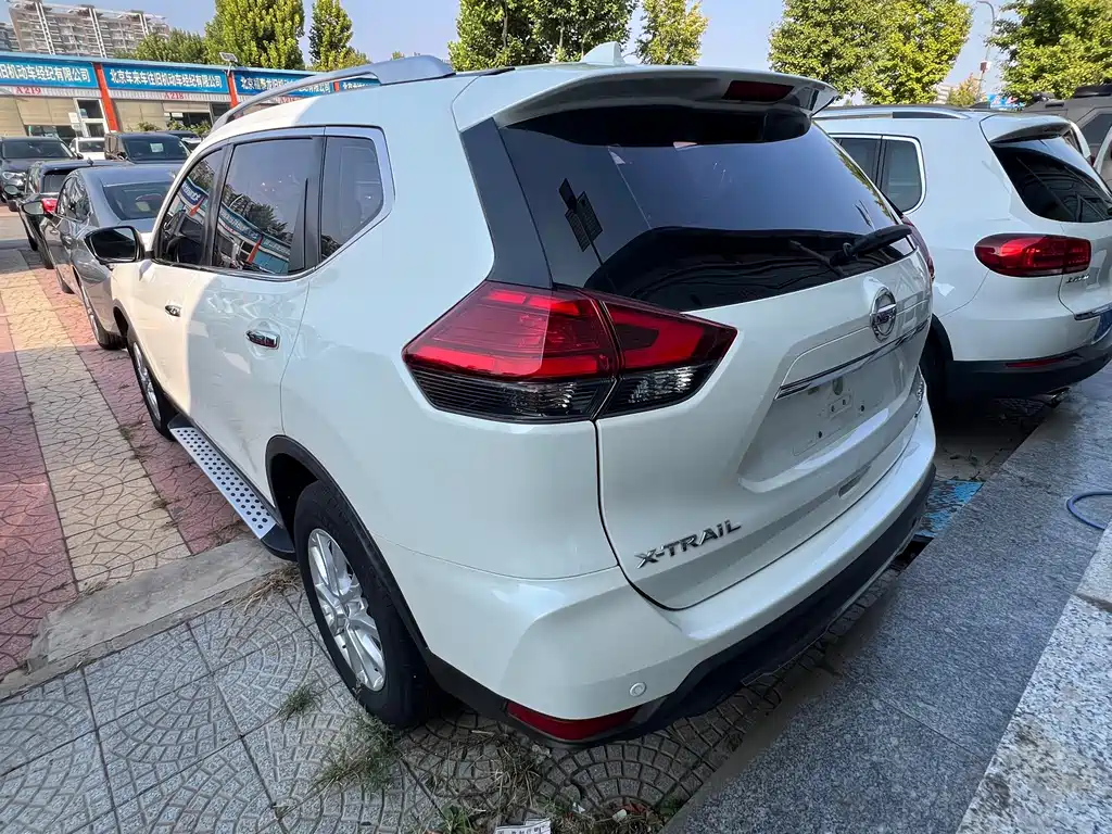 Nissan X-Trail — миниатюра 5