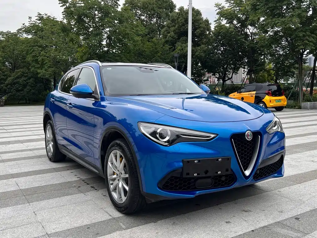 Alfa Romeo Stelvio — миниатюра 3