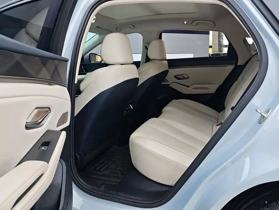 BYD Qin L — миниатюра 11