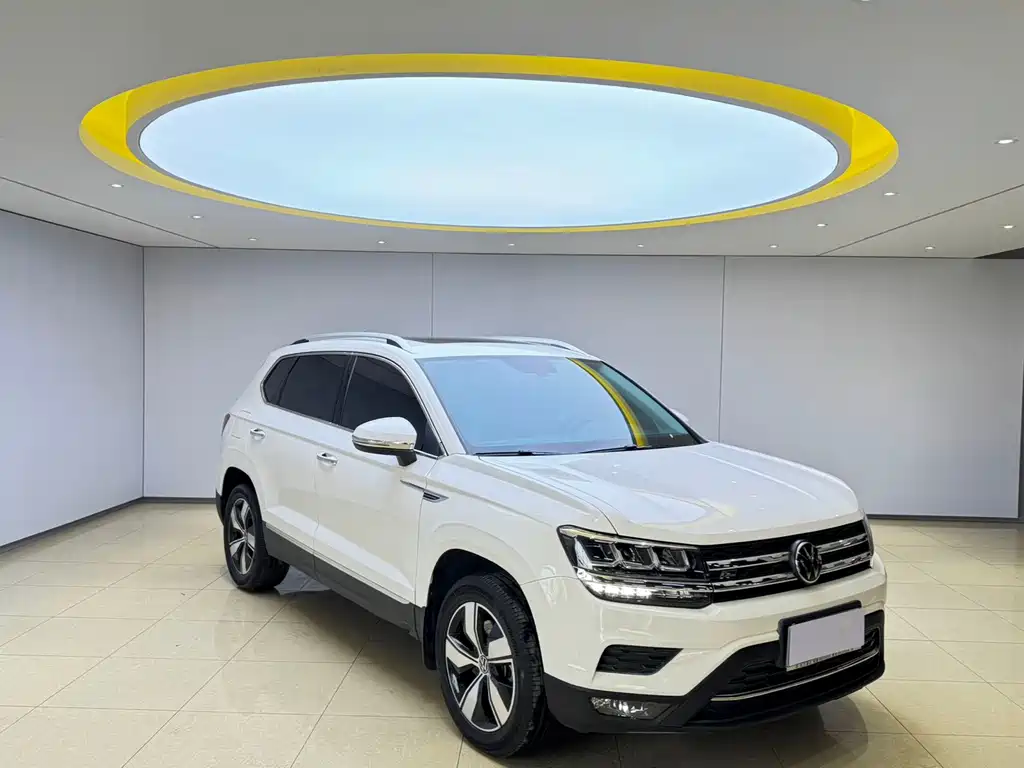 Volkswagen Tharu — миниатюра 3