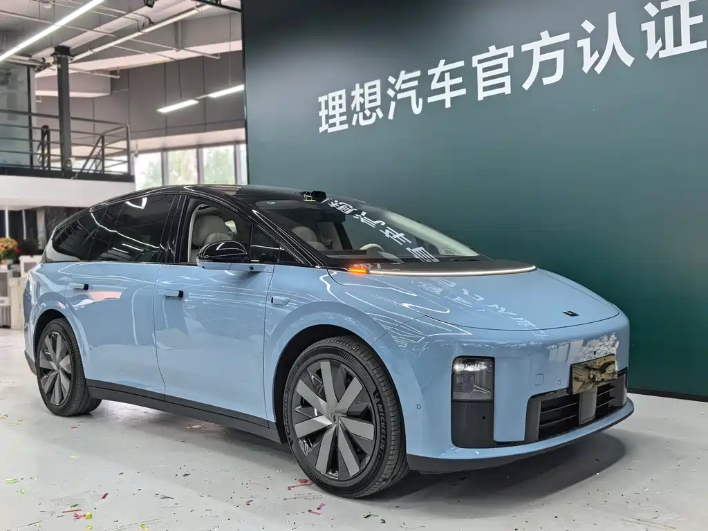 Li Auto 理想i8 2025
