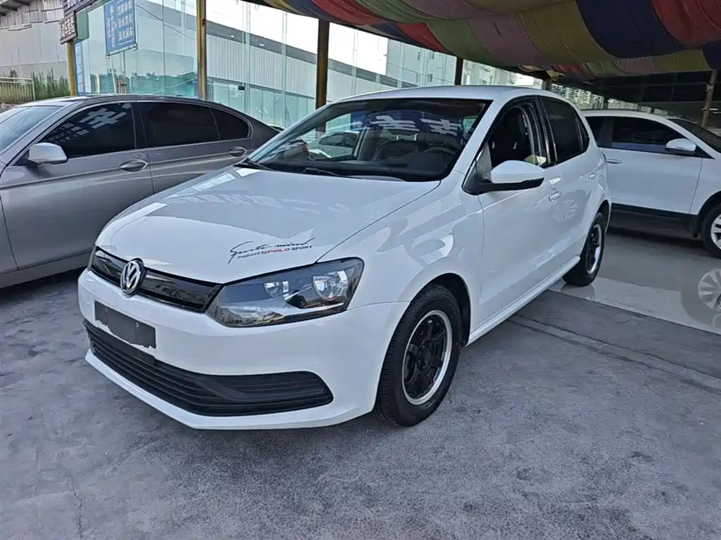 Volkswagen Polo 2015