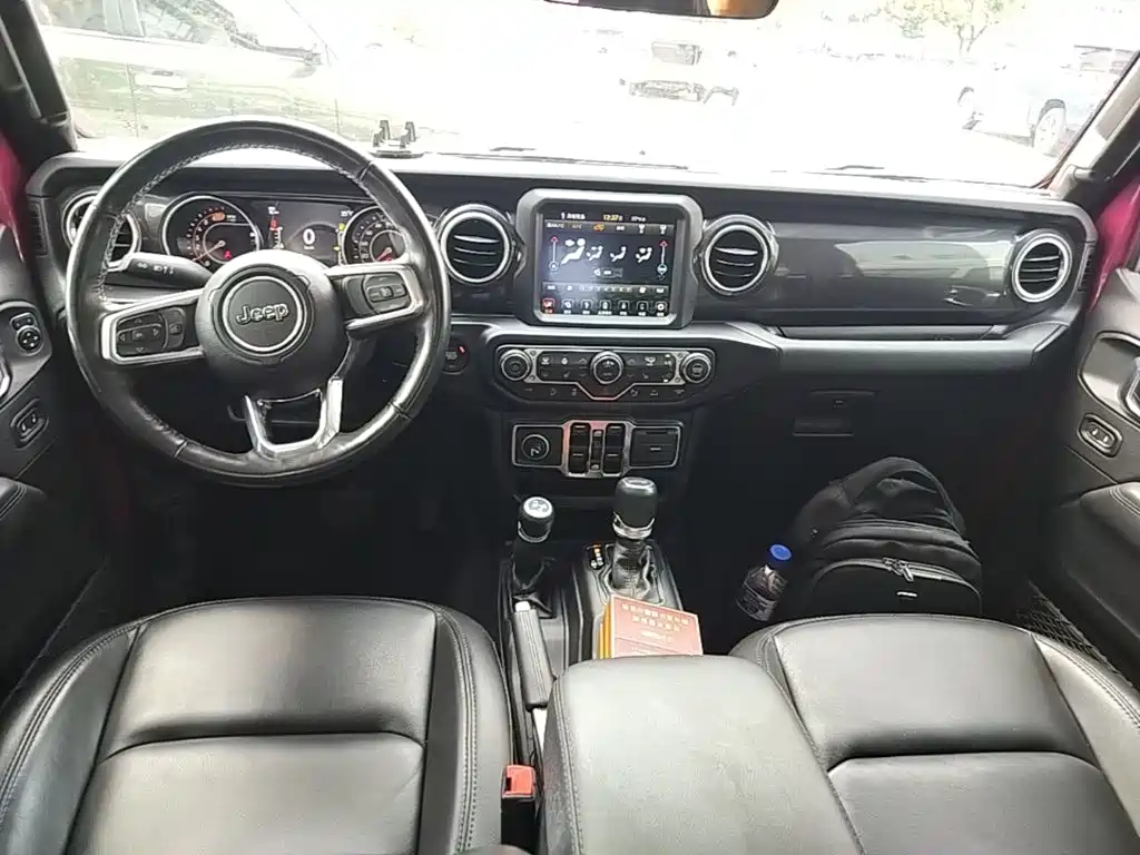 Jeep Wrangler — миниатюра 10