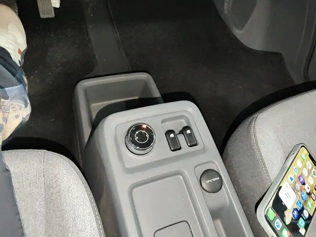 Wuling Yangguang — миниатюра 14