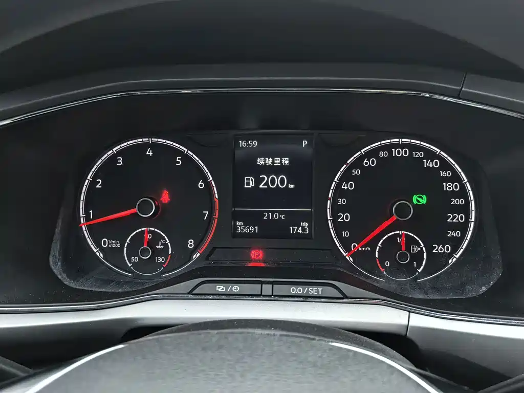 Volkswagen T-Cross — миниатюра 8