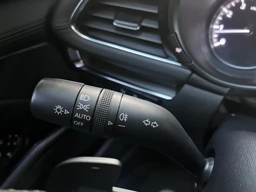 Mazda 3 Axela — миниатюра 7