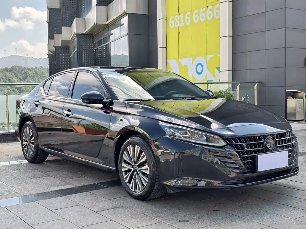 Nissan Teana — миниатюра 3