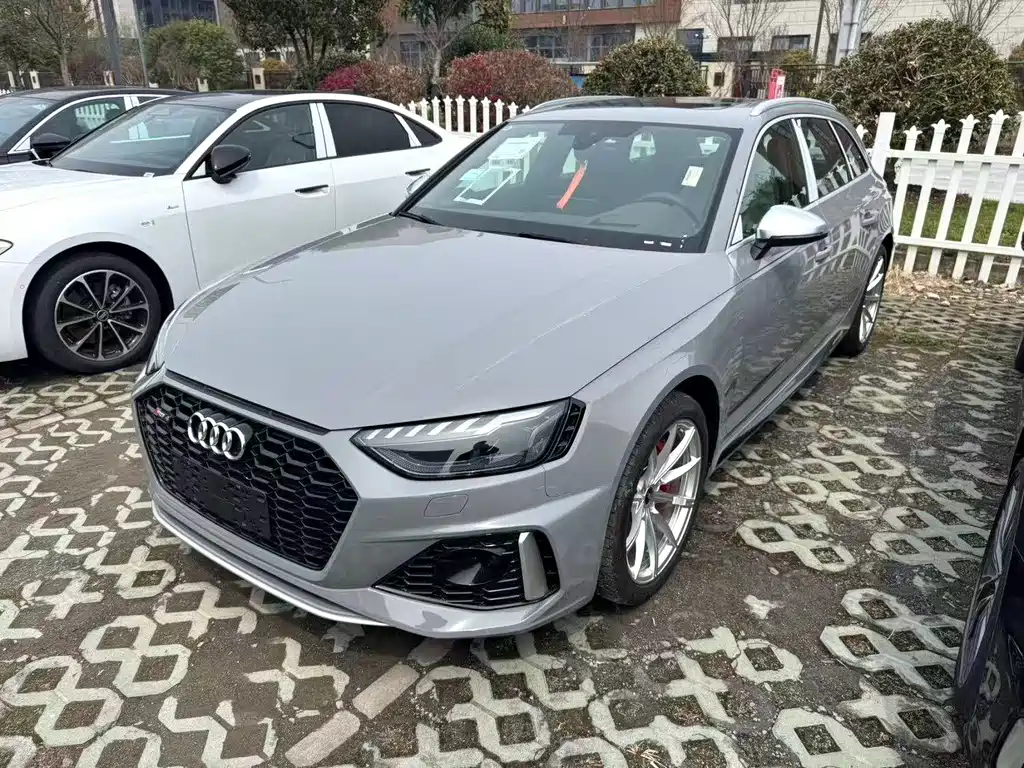 Audi RS 4 2026