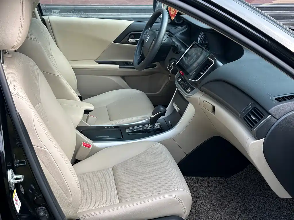 Honda Accord — миниатюра 5