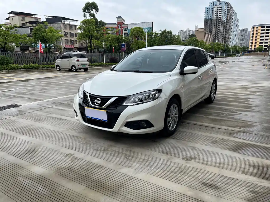 Nissan Tiida 2019