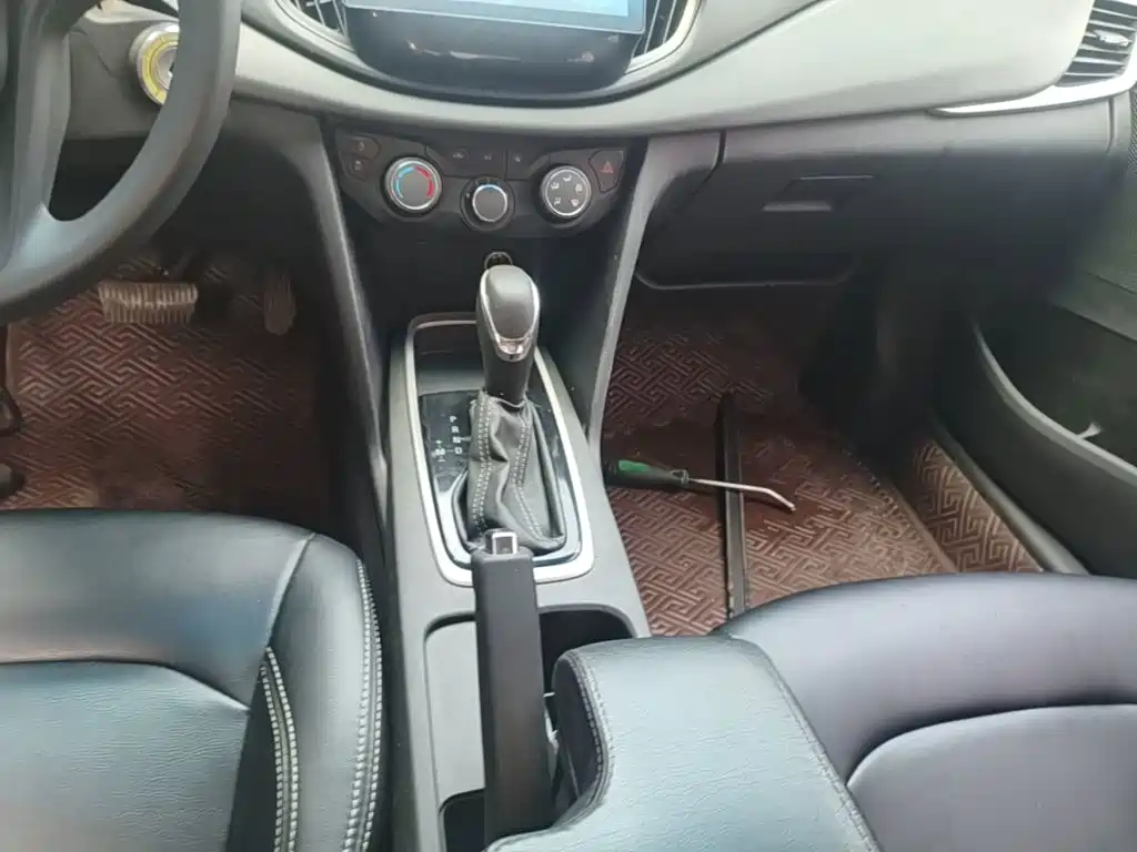 Chevrolet Cavalier — миниатюра 14