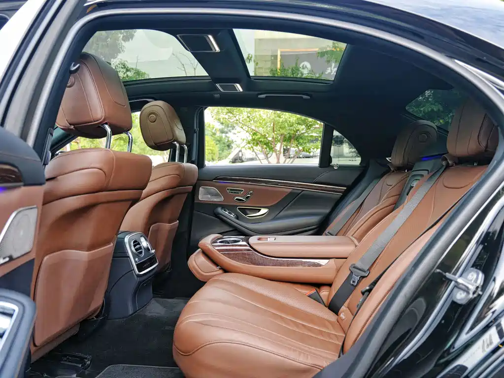 Mercedes-Benz S-Class — миниатюра 9