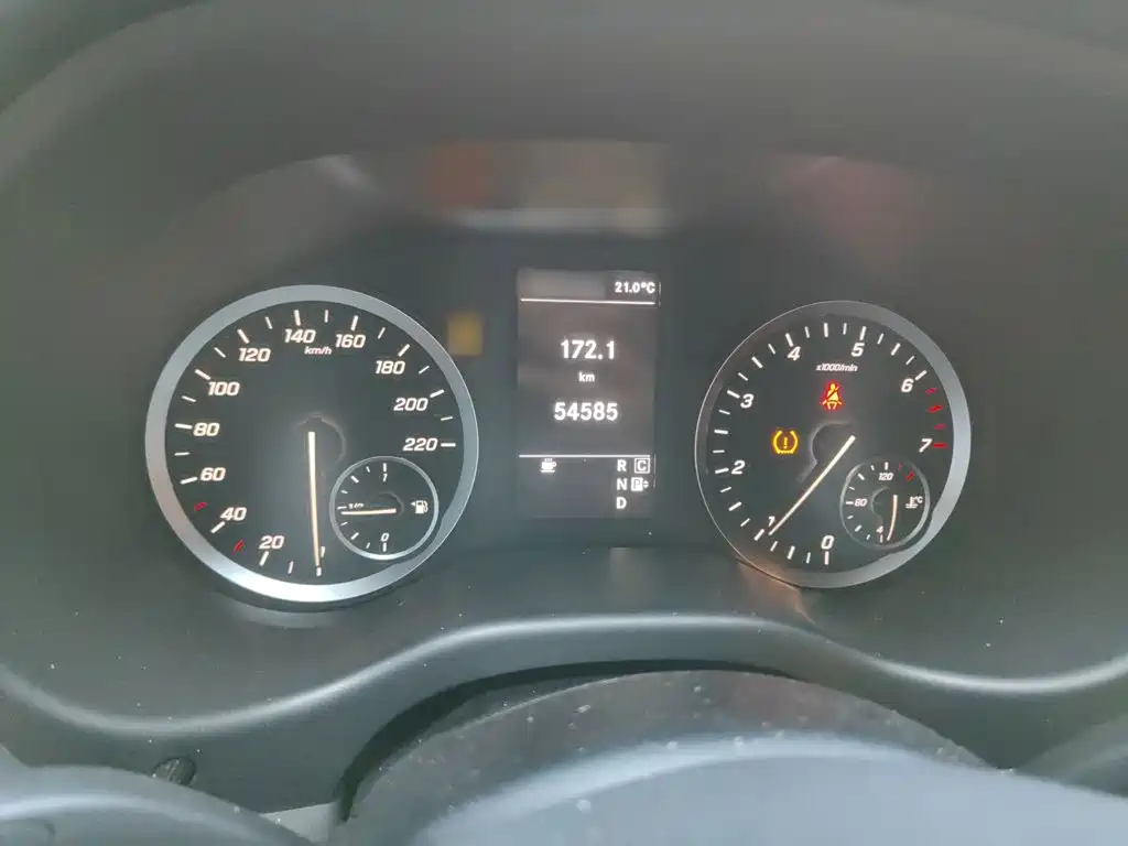 Mercedes-Benz Vito 2021 2.0T 7 мест