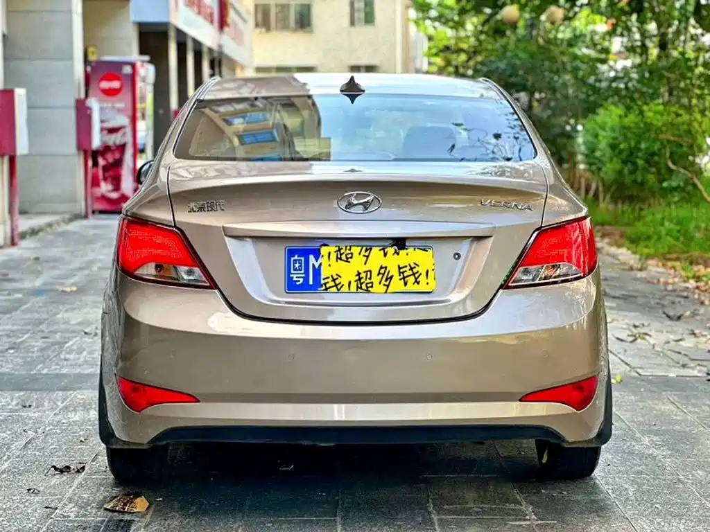 Hyundai Verna — миниатюра 6