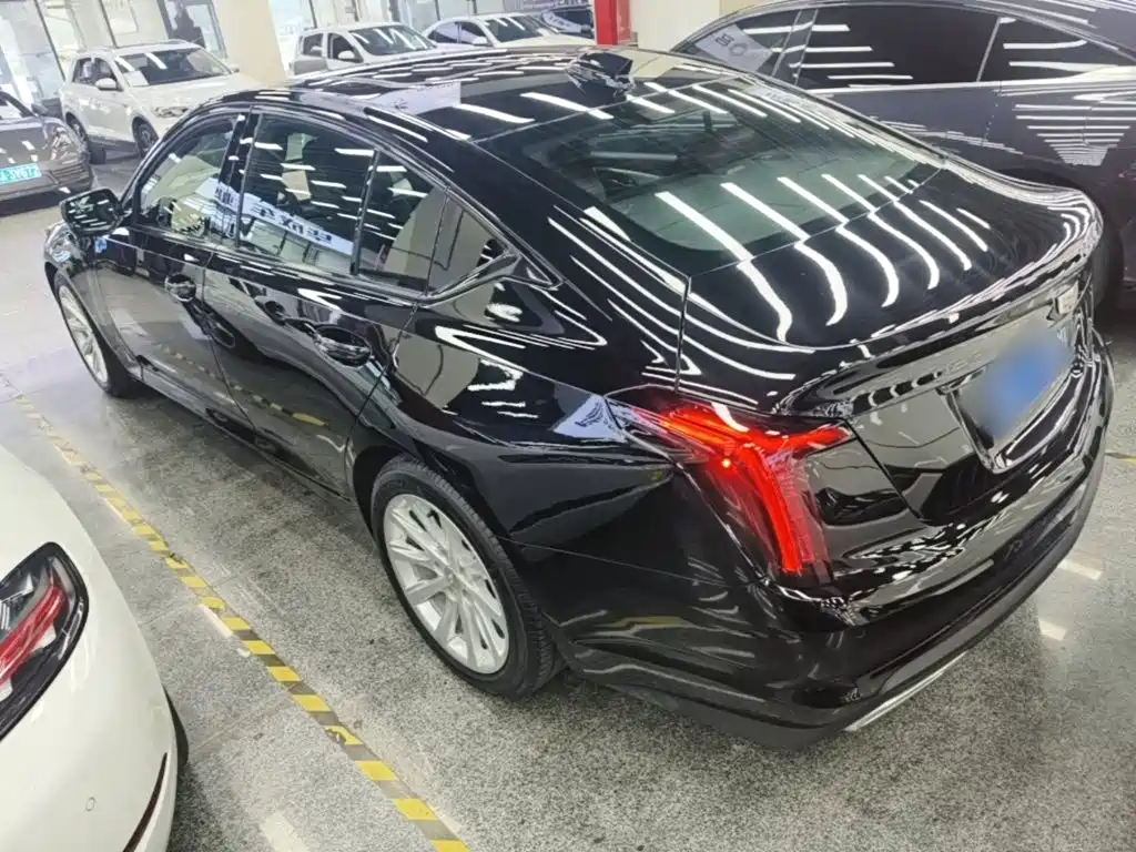 Cadillac CT5 — миниатюра 5
