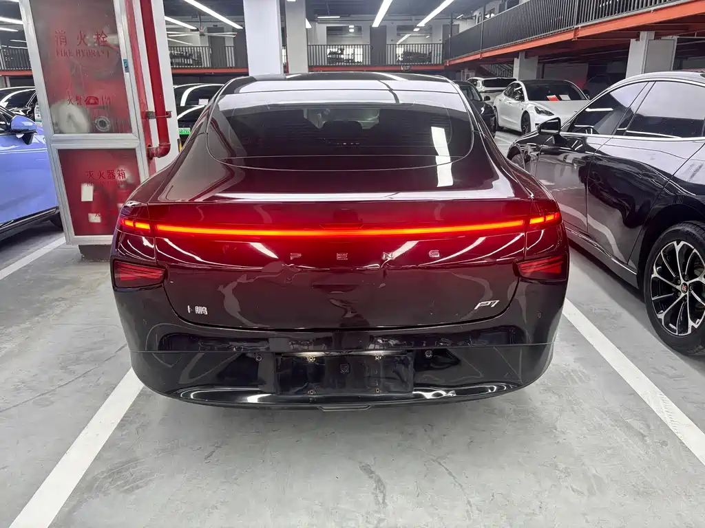 XPeng P7 — миниатюра 18