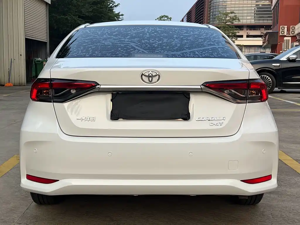 Toyota Corolla — миниатюра 4