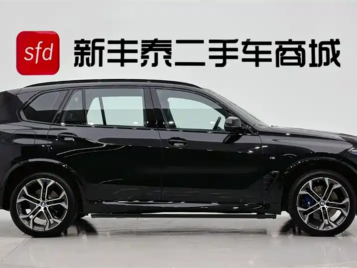 BMW X5 2026 xDrive 40Li M Sport