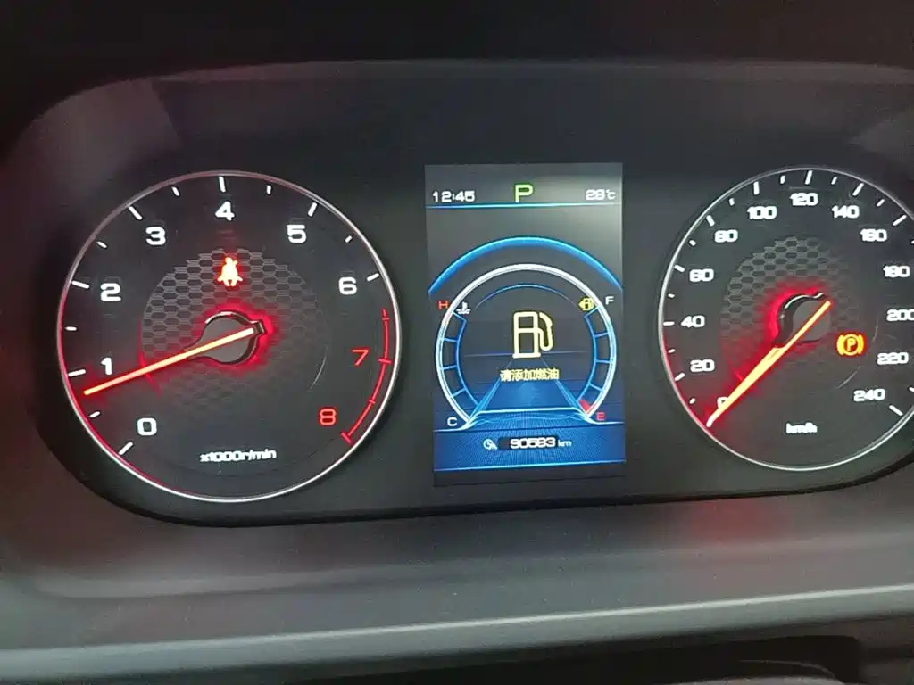 BYD Tang — миниатюра 12