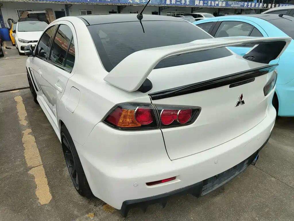 Mitsubishi Lancer EX — миниатюра 13