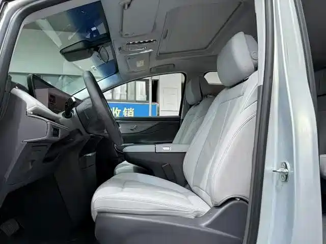Buick GL8 — миниатюра 15